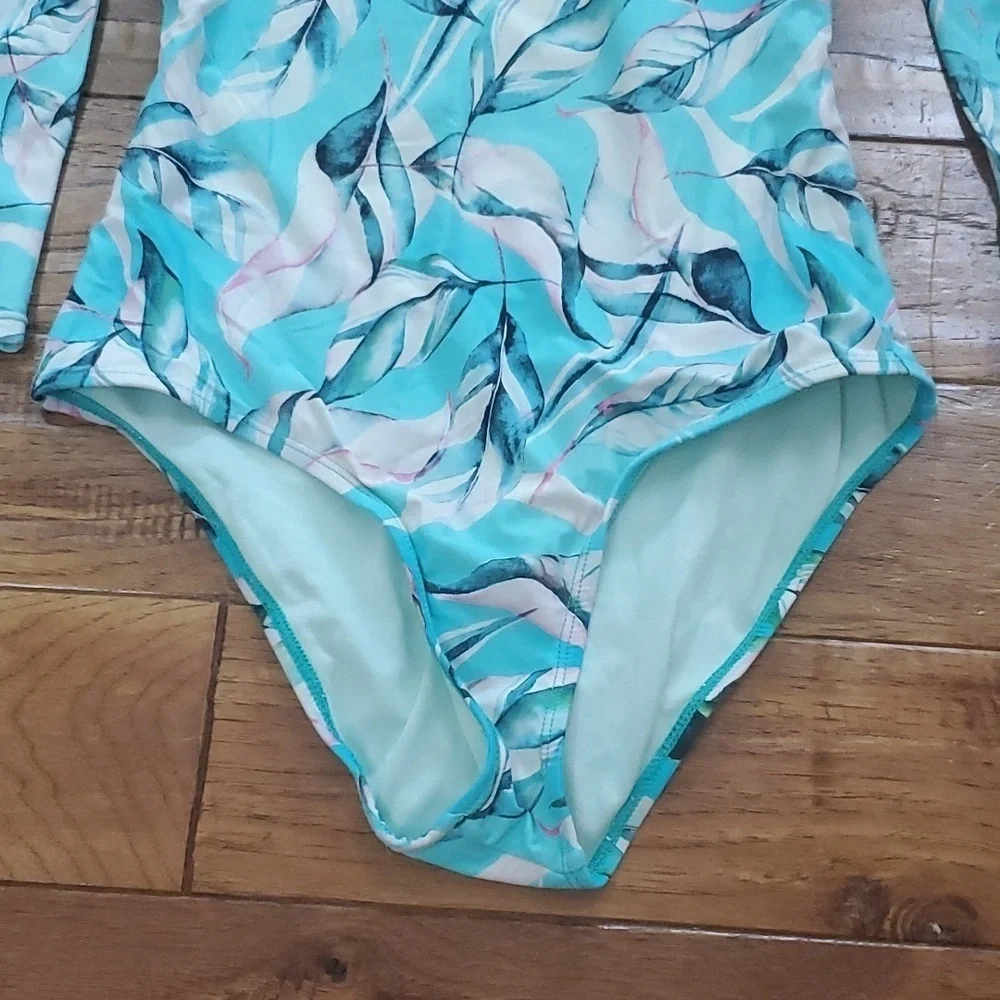 Beach lingo one piece bathing suit